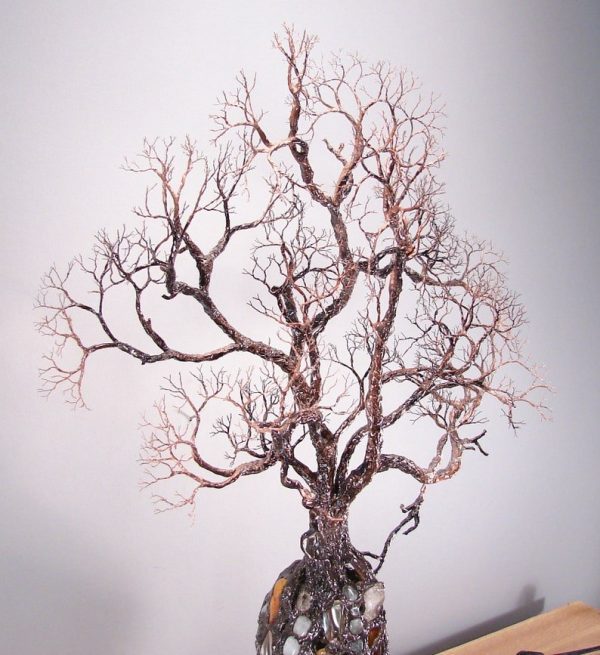 Ancient Tree Metal Sculpture Lamp